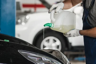 Vos lubrifiants industriels et automobiles passent-ils à côté du secret de la haute performance ?